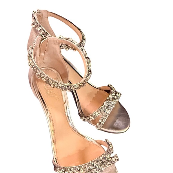 Badgley Mischka Silver Embellished Strappy Heeled Sandals Women's Size 8.5 - Picture 10 of 10